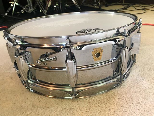 Recently purchased this absolute beauty that is a 1967 Ludwig 400 Suraphonic snare drum from the main man @joecoxdrums. Thank you so much! It sounds unreal.