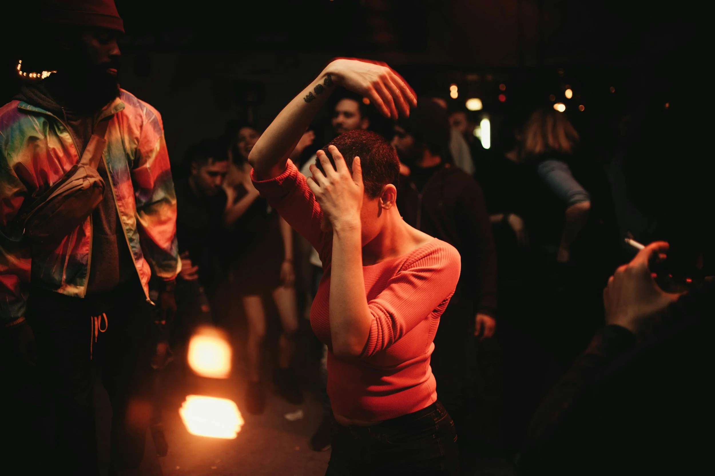 CREATIVE CONTEMPORARY DANCE CLASS