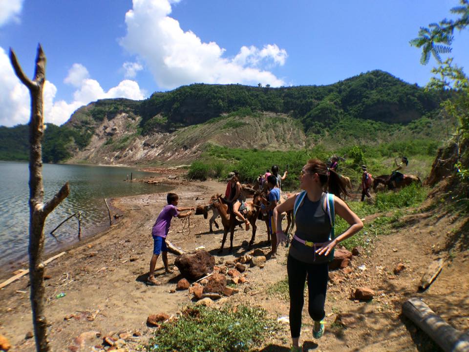 We made it! There's the Taal crater. She's a beaut!