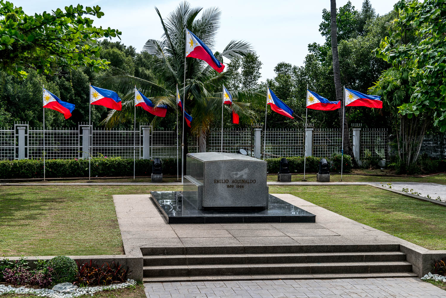 Aguinaldo's tomb is found in the middle of the garden at the back of the house.