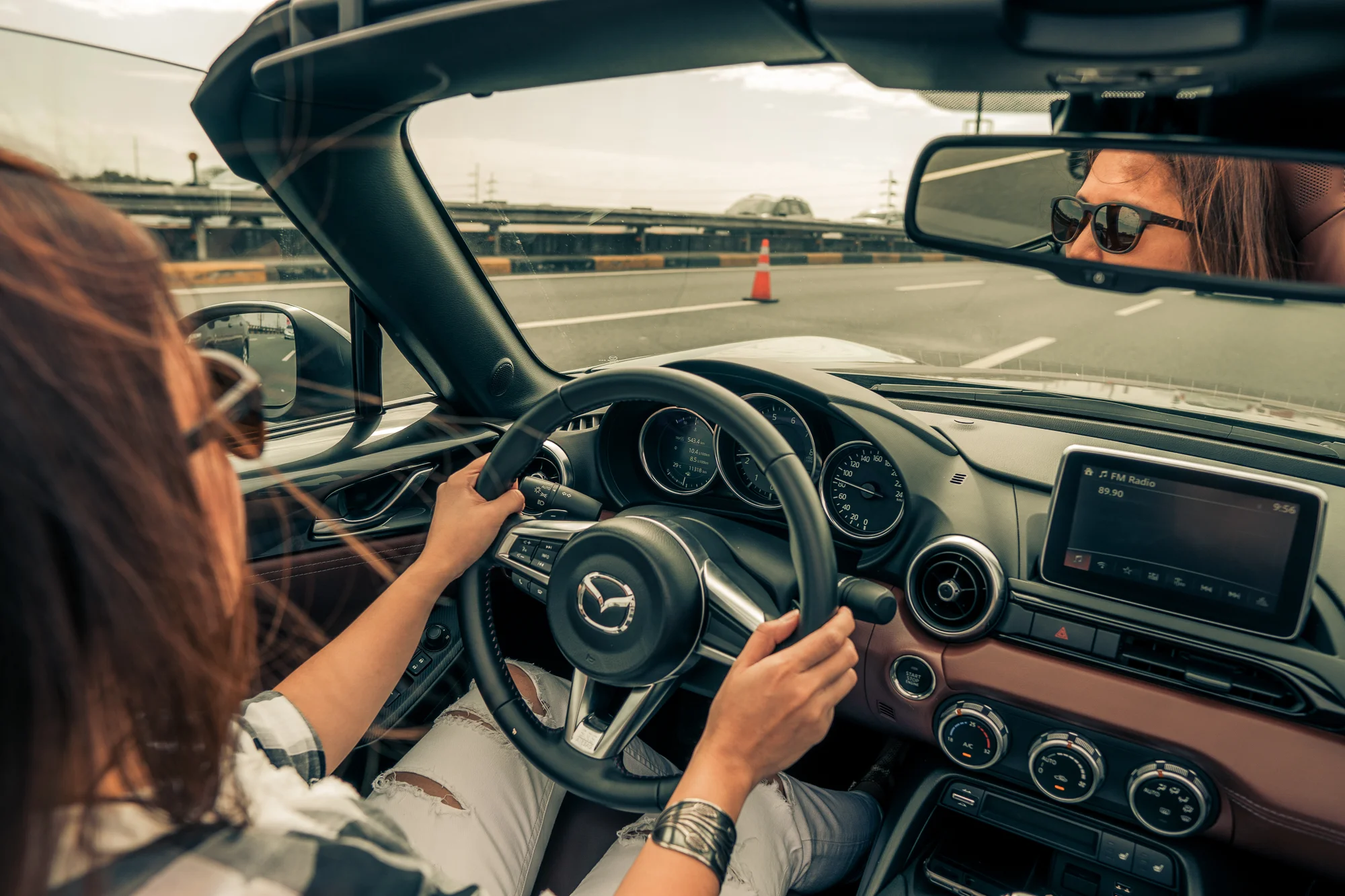 I got to drive this gorgeous Miata for Opus Macchina . My cousin and colleague, Enzo Teodoro, made sure that this loaner was scheduled on my birthday so that I can use it for a couple of road trips scheduled that particular weekend. What a sweet guy, right?