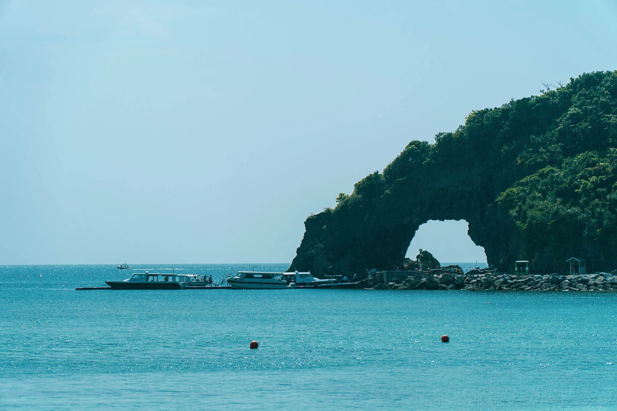 2019, Ilig-Iligan Beach accessed via Boracay Newcoast. This is usually overshadowed by the more popular White Beach so it’s pretty quiet and serene, which could change soon once the development of Boracay Newcoast is in full swing. If you decide to go here, make sure to bring your aqua socks. Sand and water are as gorgeous as White Beach but there are rocks under the water which could hurt your feet.