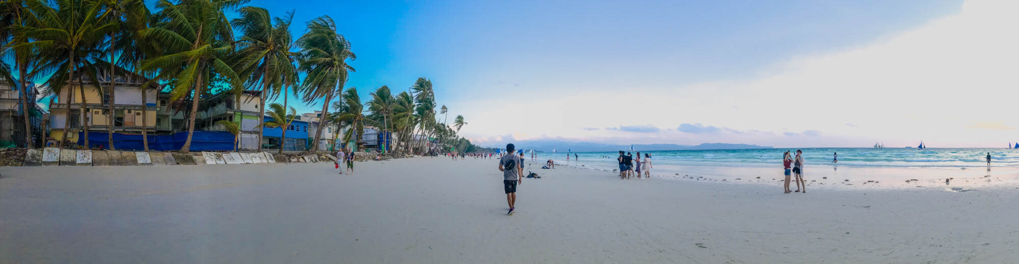 2019, White Beach. While the structures on the left can be a bit of an eyesore, it’s important to note that even with construction and debris in the vicinity, the area is still clean and the beachfront is pristine.