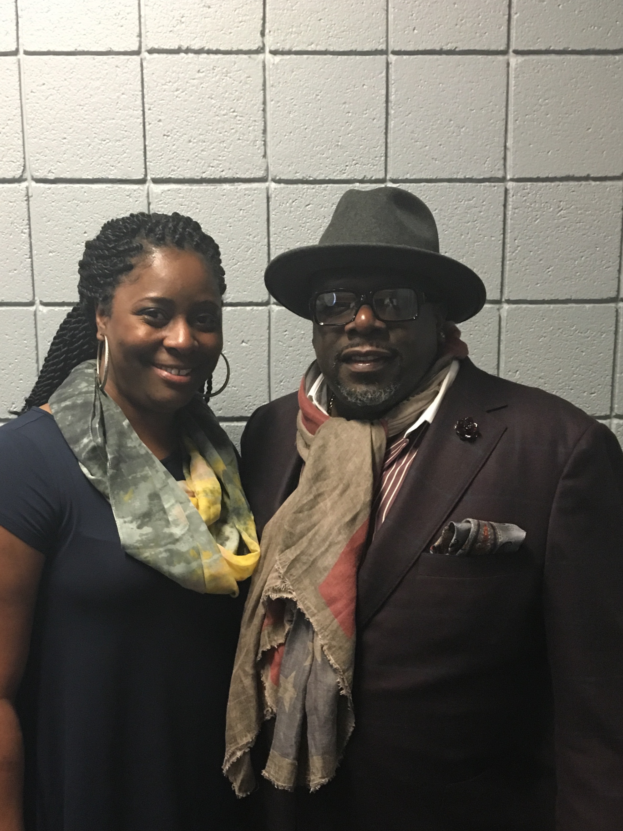 Cedric The Entertainer pictures with Cake Crazy owner Shetice Williams www. cakecrazybakery.com