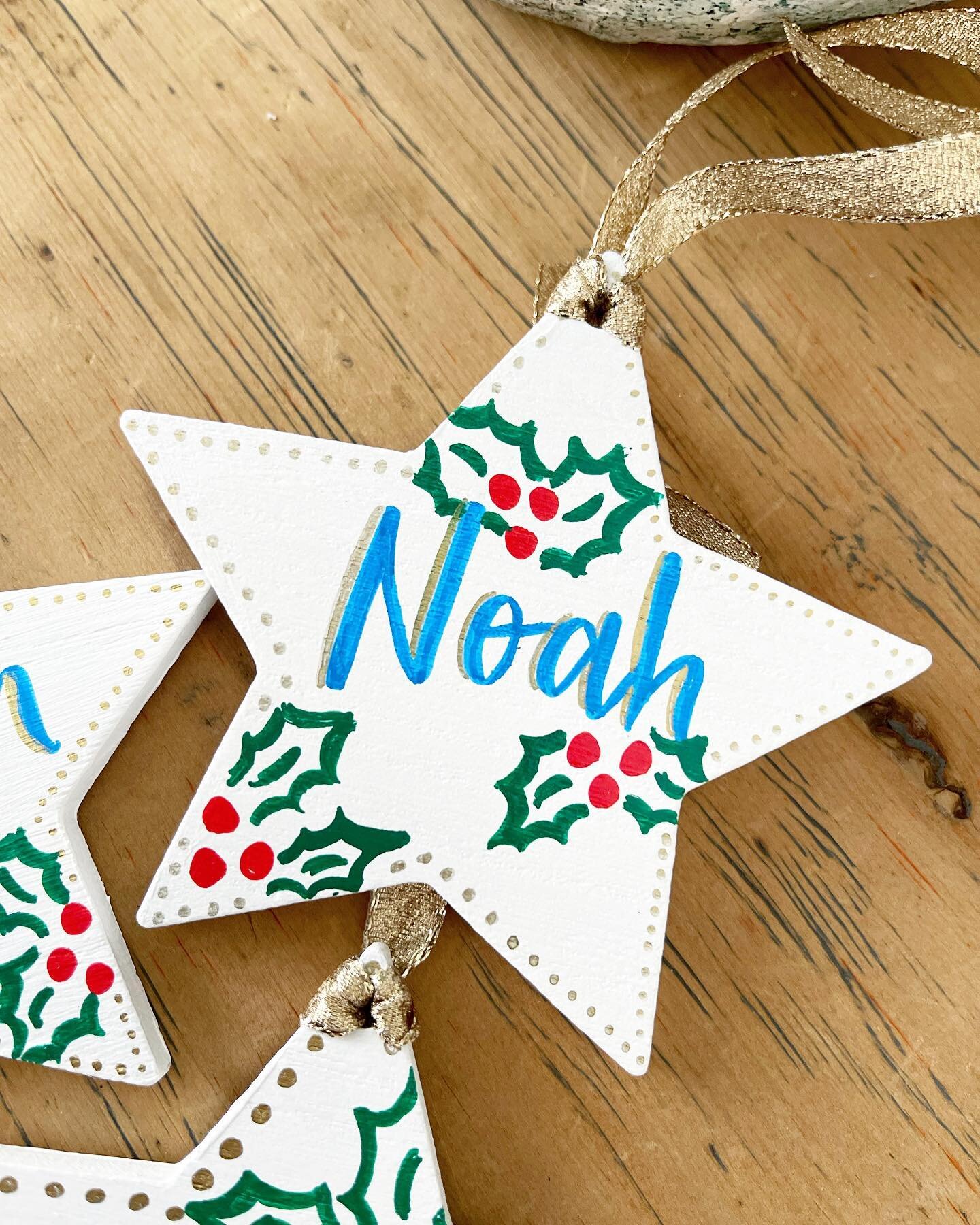 Customized ornaments that can double as gift tags ⭐️ 

#holidaygifts #handmadegifts #kidsornaments #customornaments