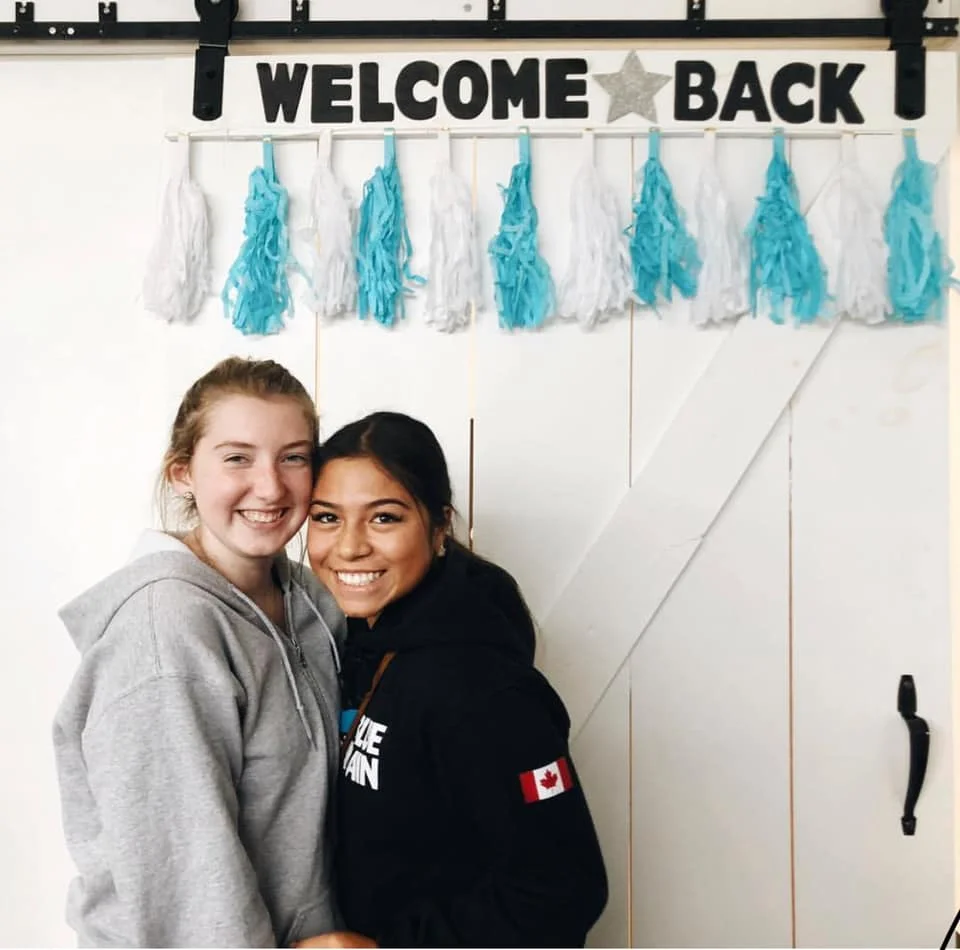Mia&Madi.jpg