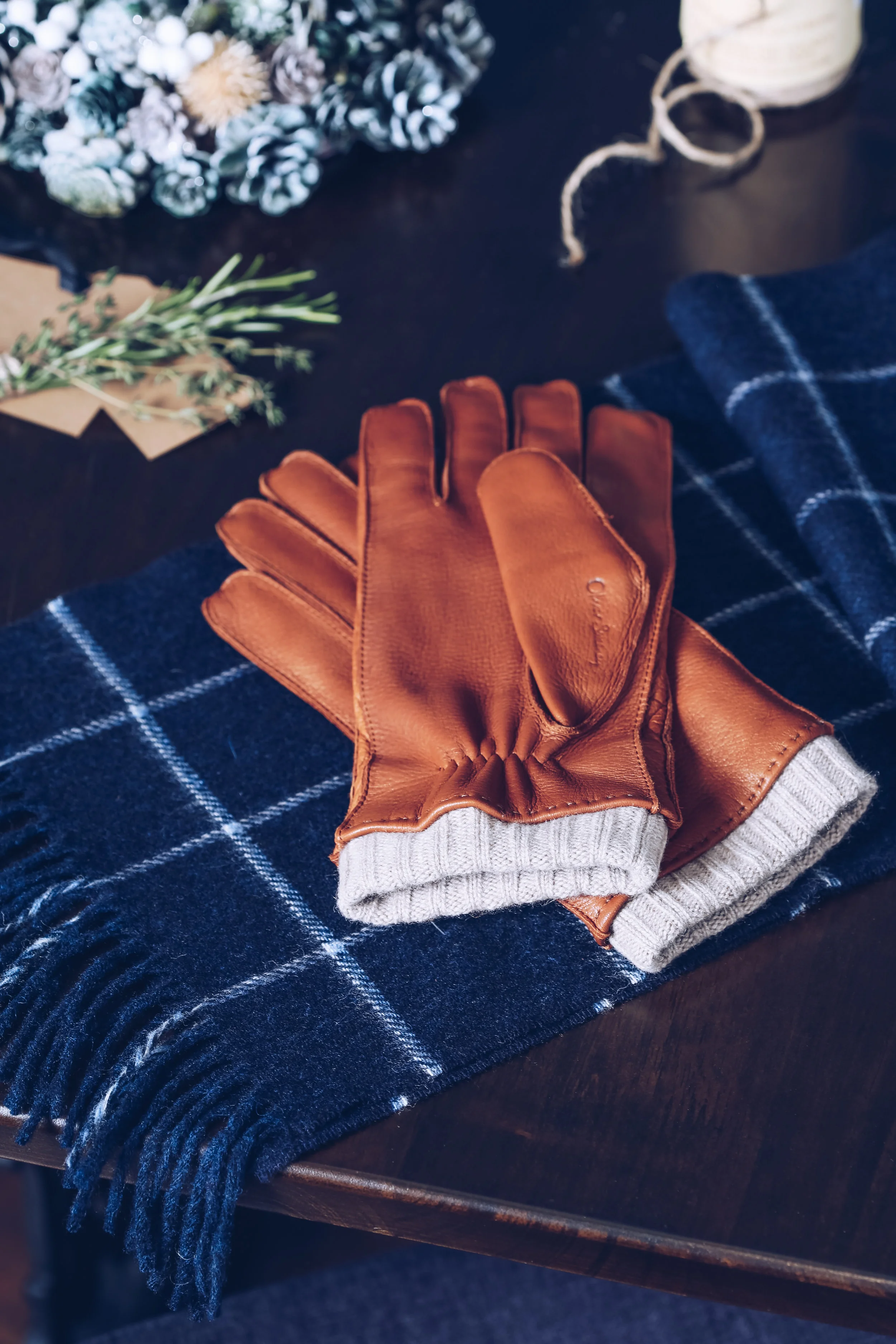 Gloves and scarf 2.jpg