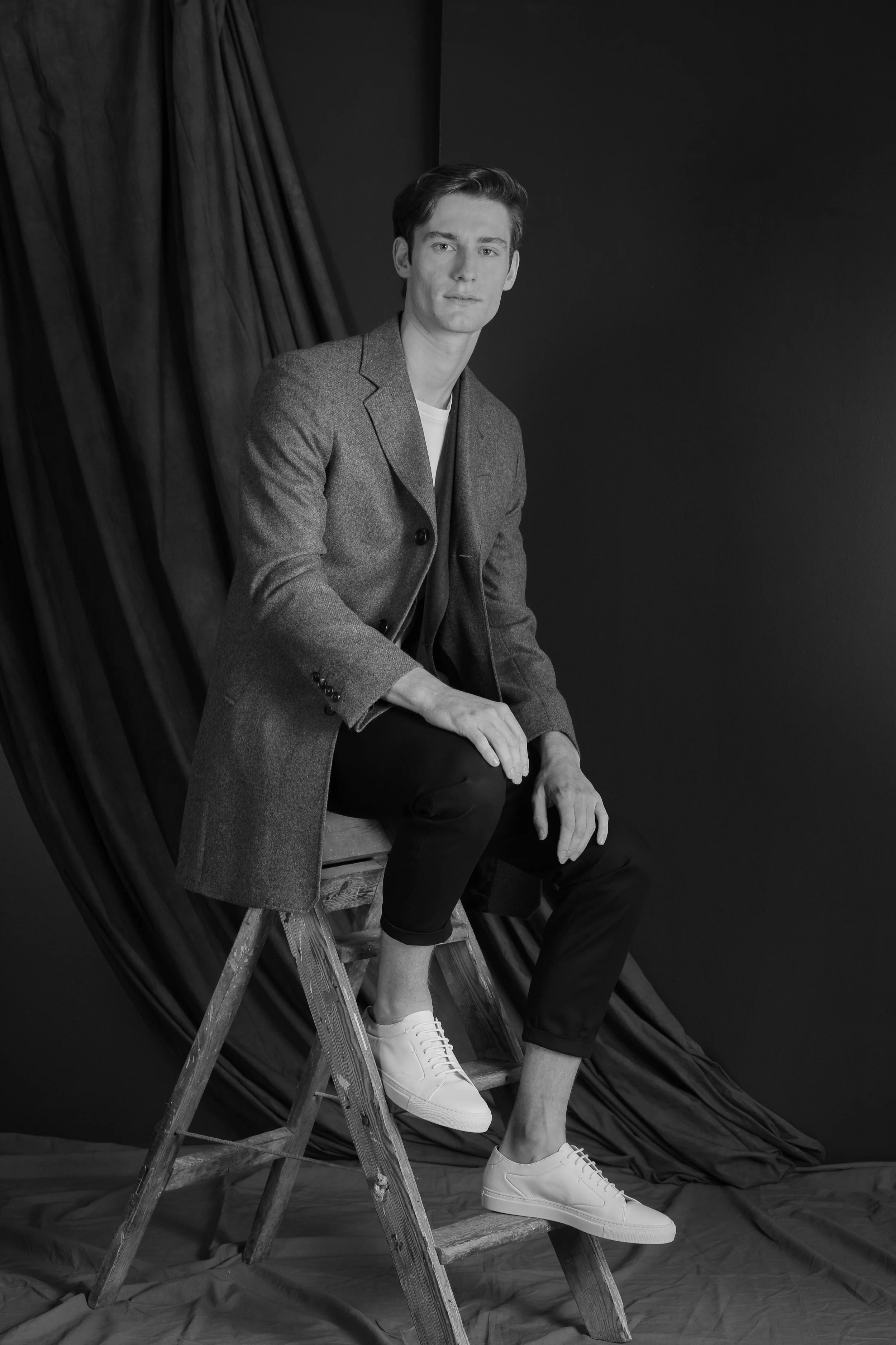 Prestimo Grey 5 .jpg