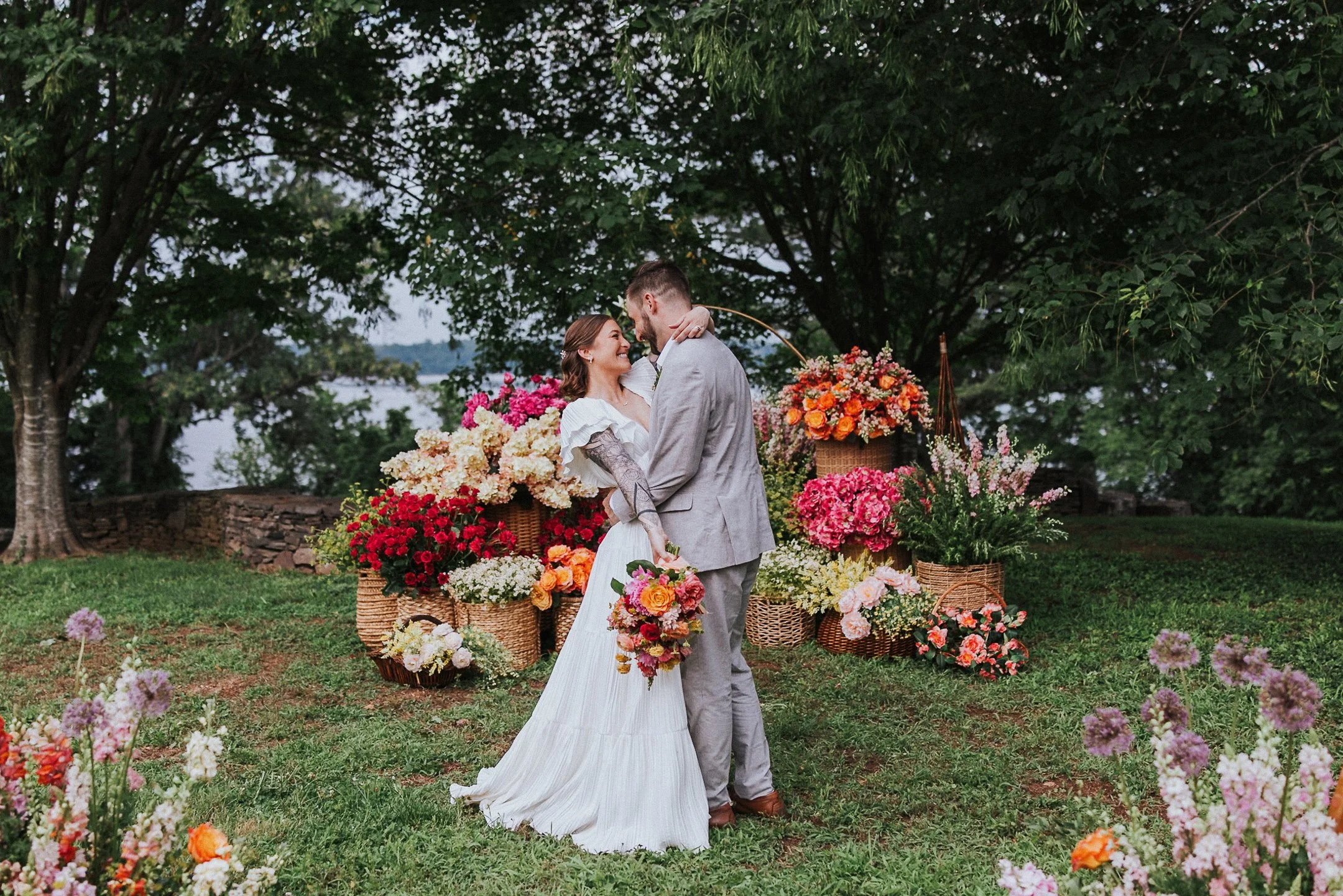 Rummer + Zach // A River Farm wedding with SO MANY FLOWERS