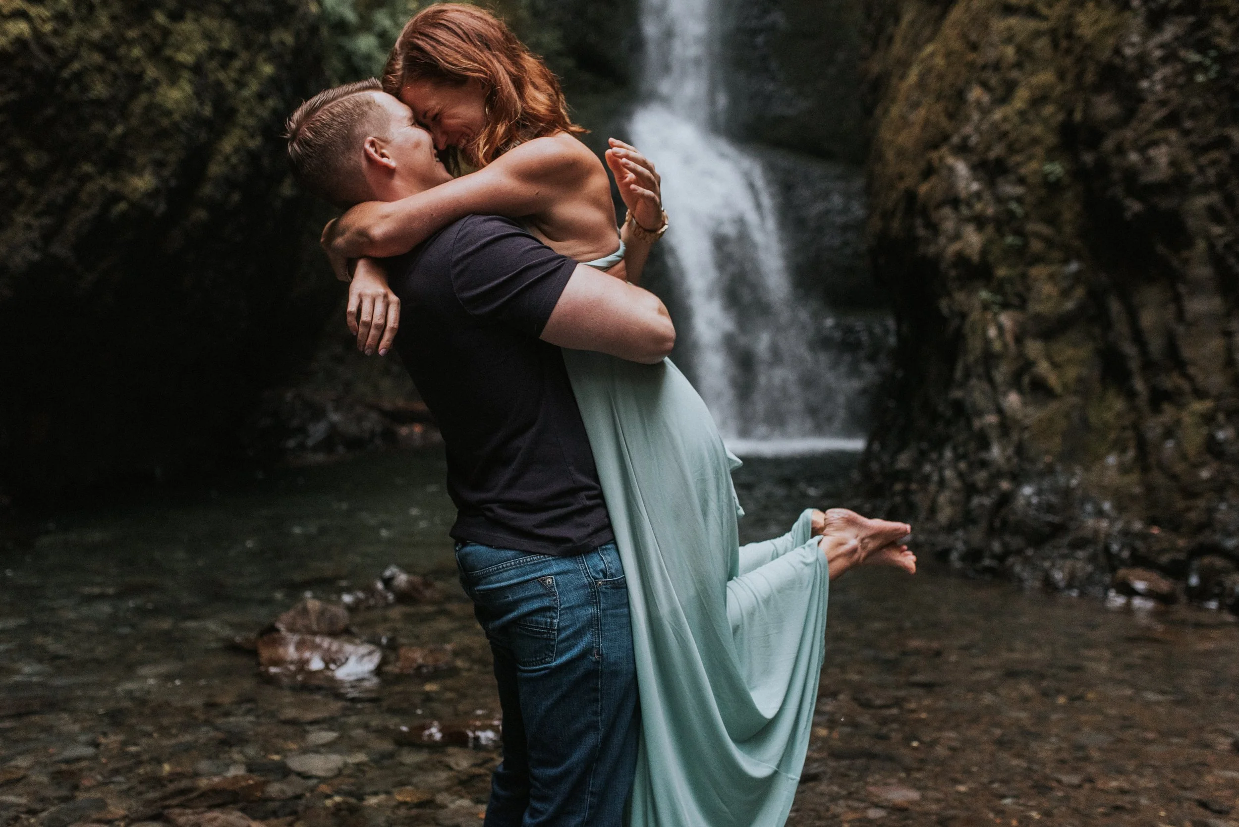 Oregon Columbia Gorge engagement photos