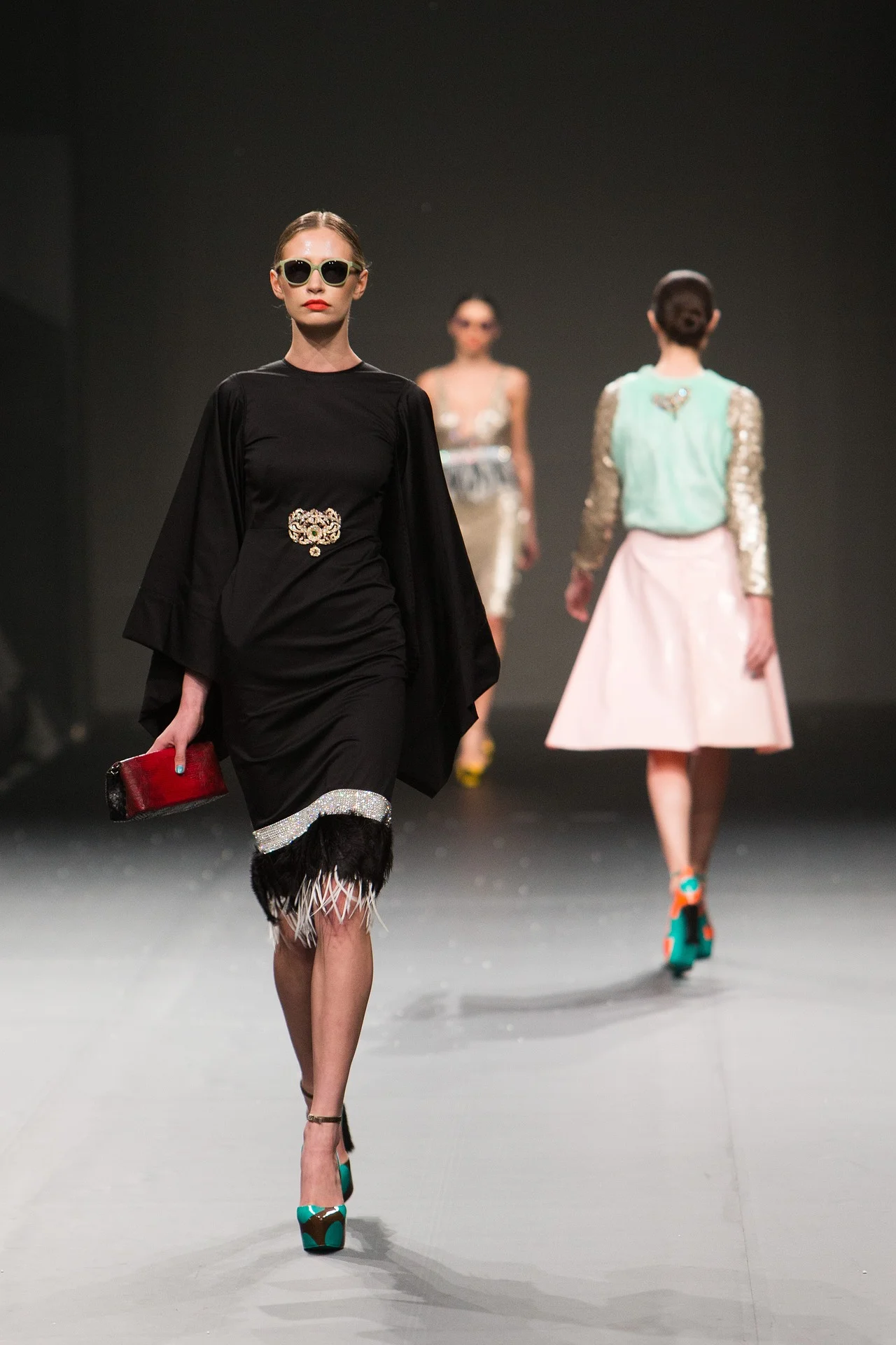 fashion-show-1746621_1920.jpg