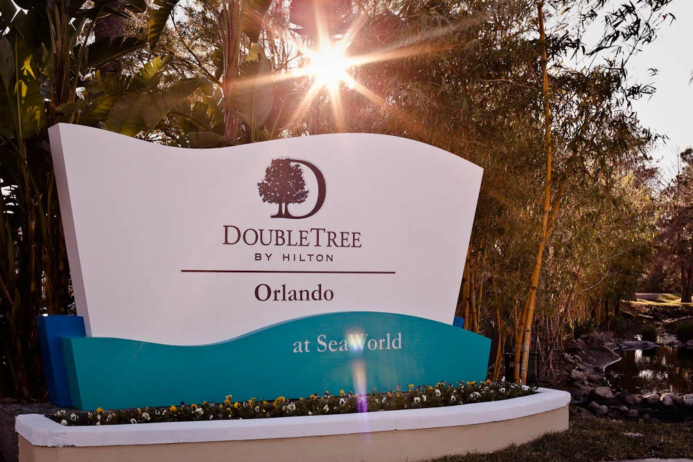 scottcookphotography_doubletree_110210-1006-lowres.v1.jpg