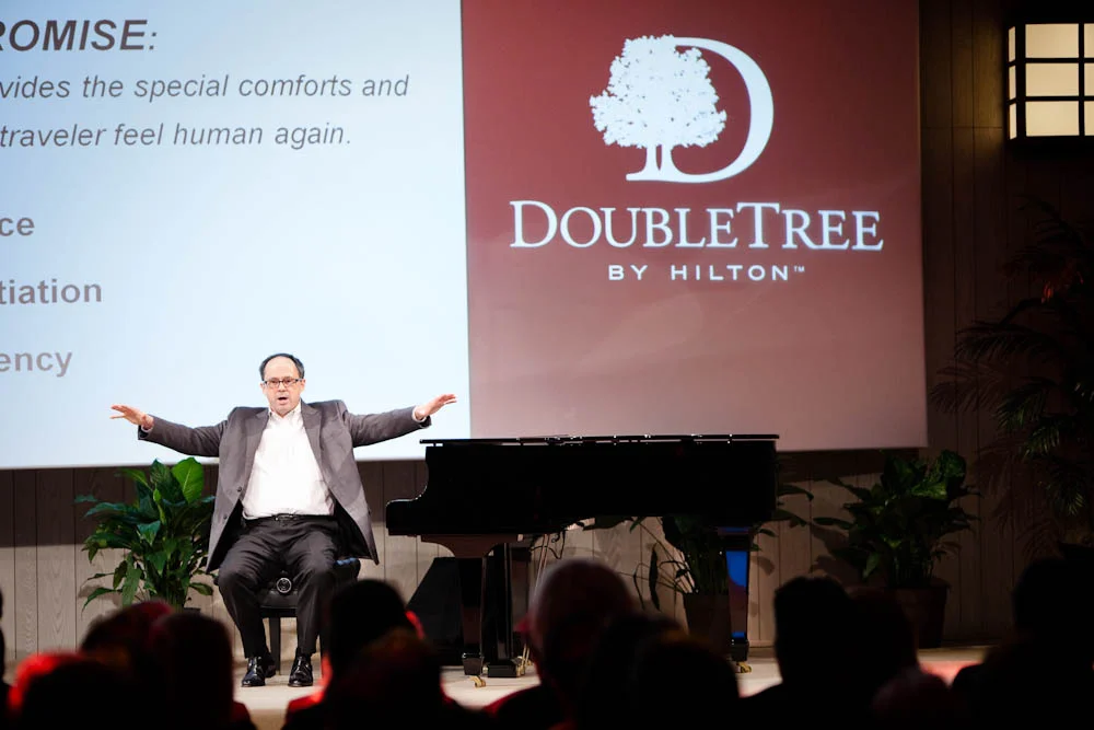 scottcookphotography_doubletree_110210-122-lowres.v1.jpg