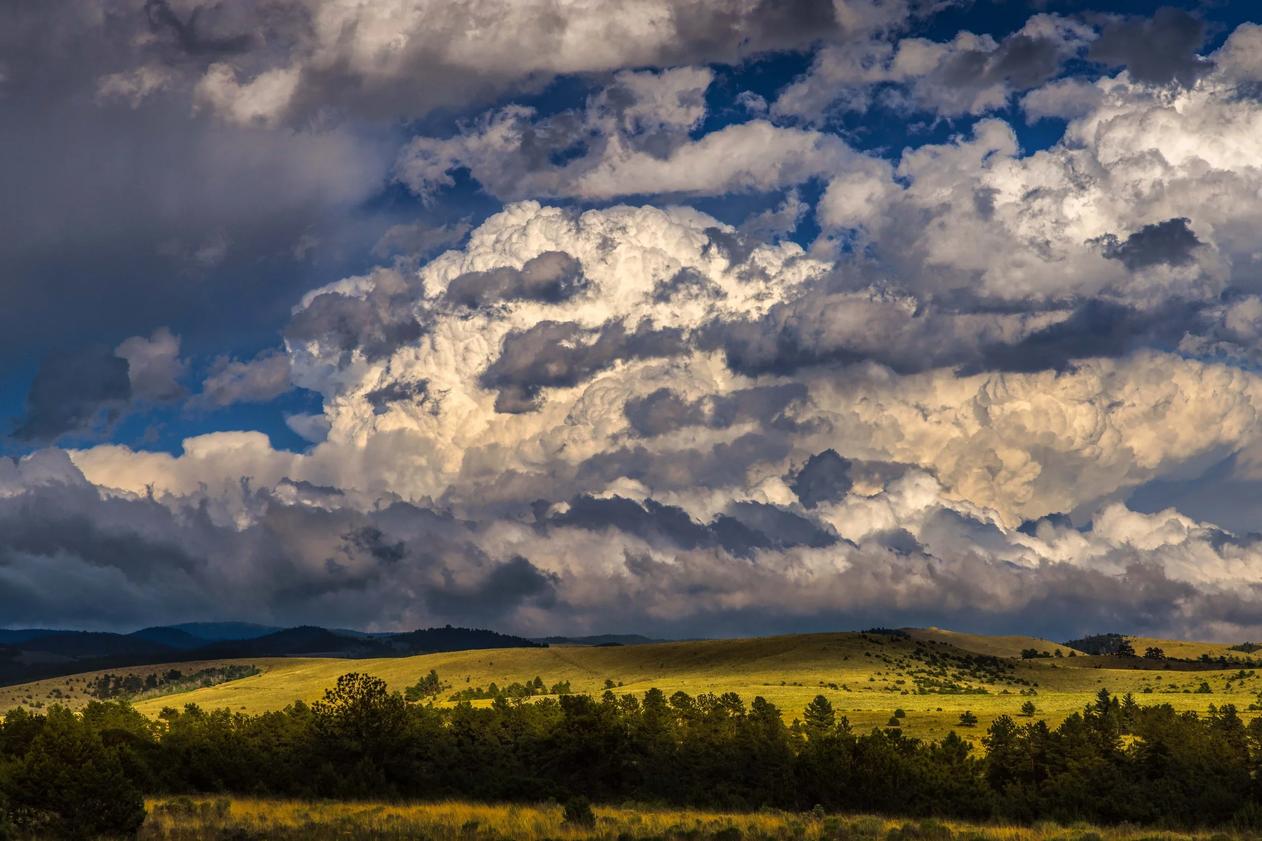JB-2023-08-05-6399-Brewing Storm Over the Wet Mountains-Edit#2 Denoise.jpg