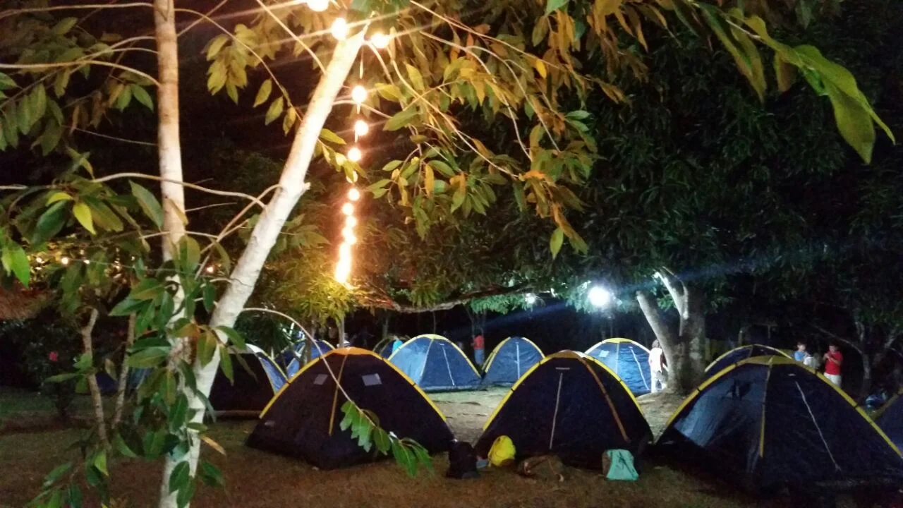 The best parties are those that last overnight. Under the stars, you feel as if you are a thousand miles from the congestion of Panama City, instead of only an hour and a half drive from the city's downtown.