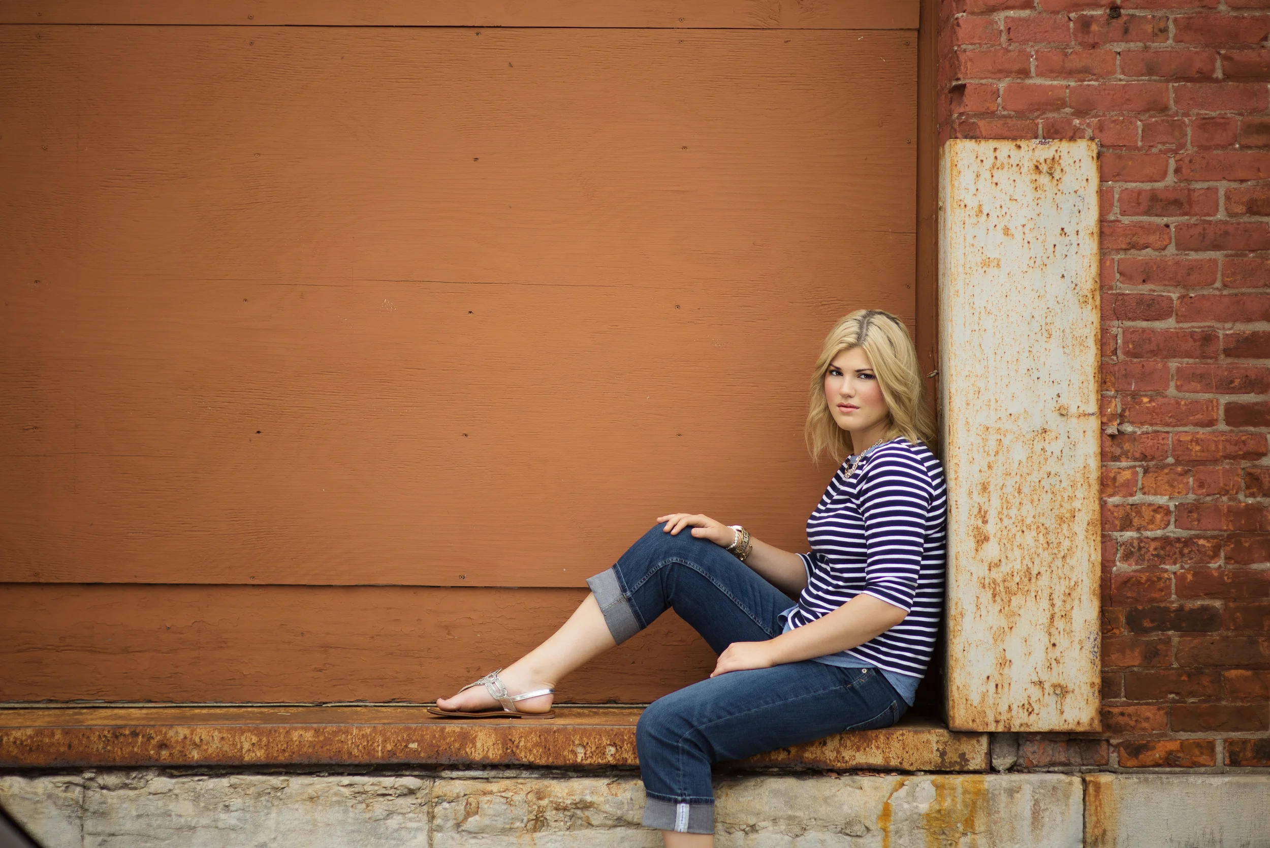 Buffalo NY | Senior Photographer | Cobblestone District