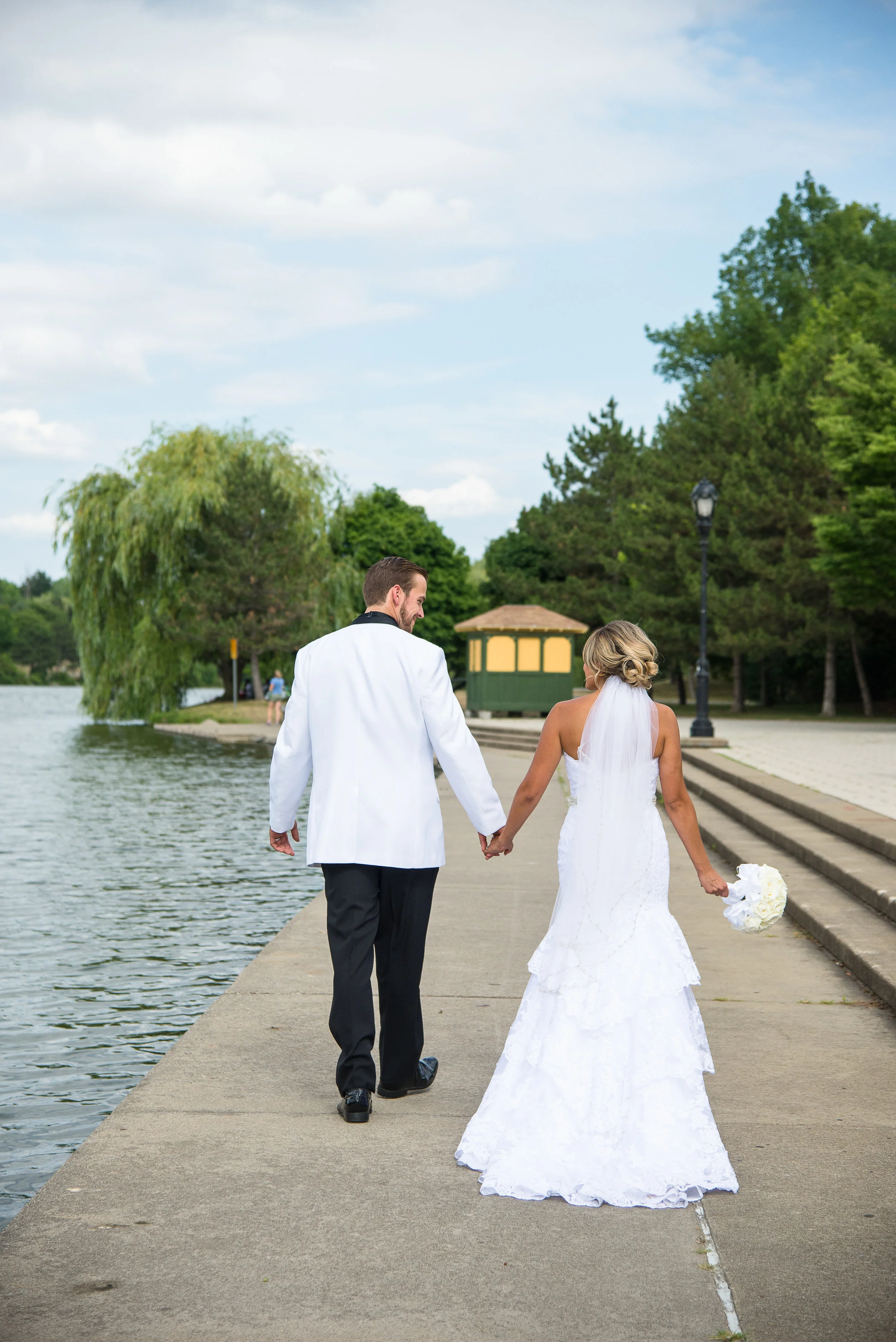 Gina & Ryan-1696.jpg