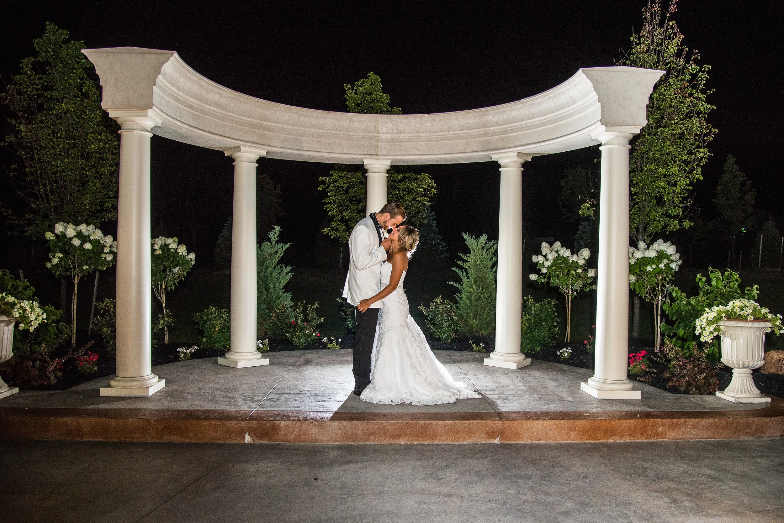 Gina & Ryan-2355.jpg