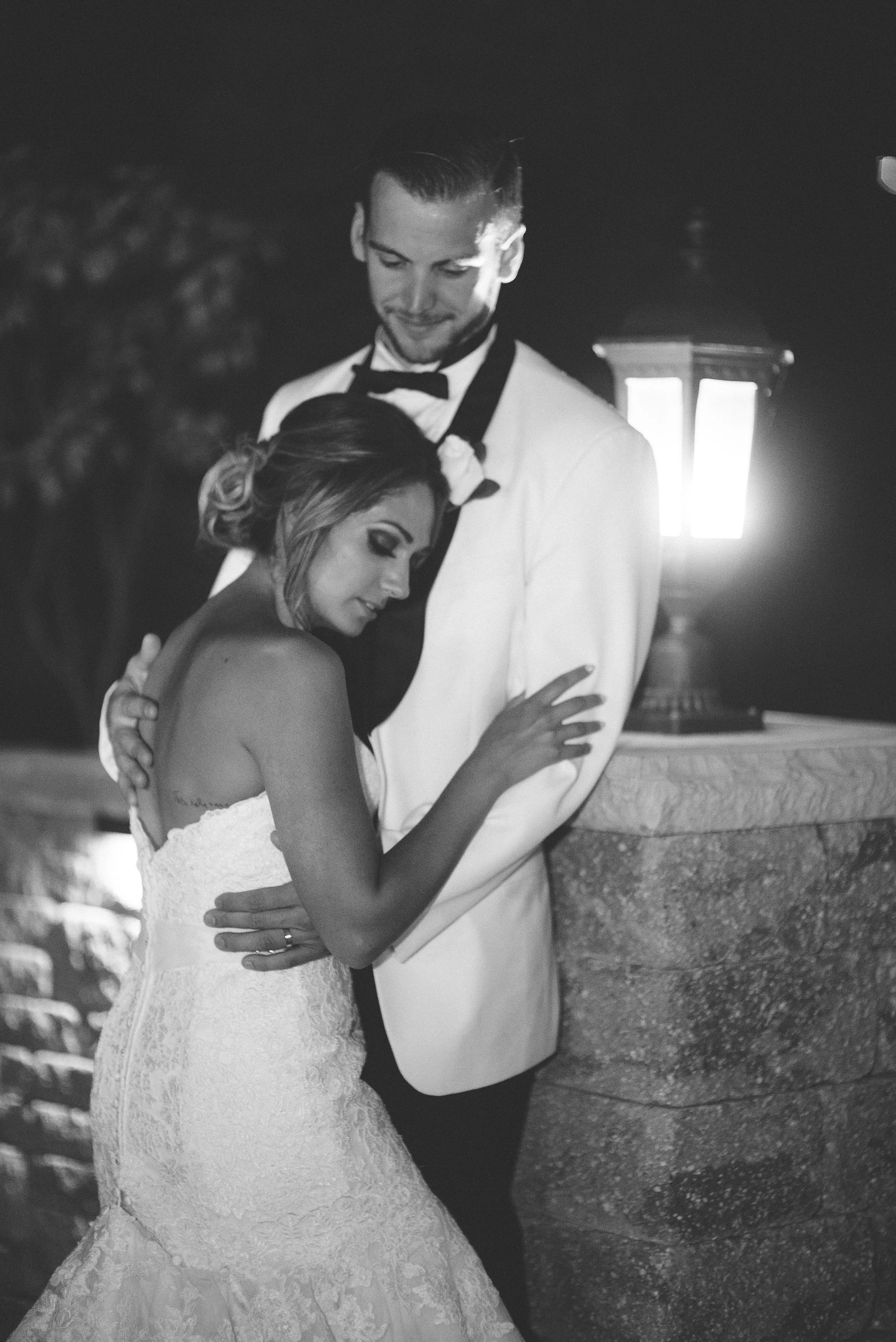 Gina & Ryan-2373.jpg