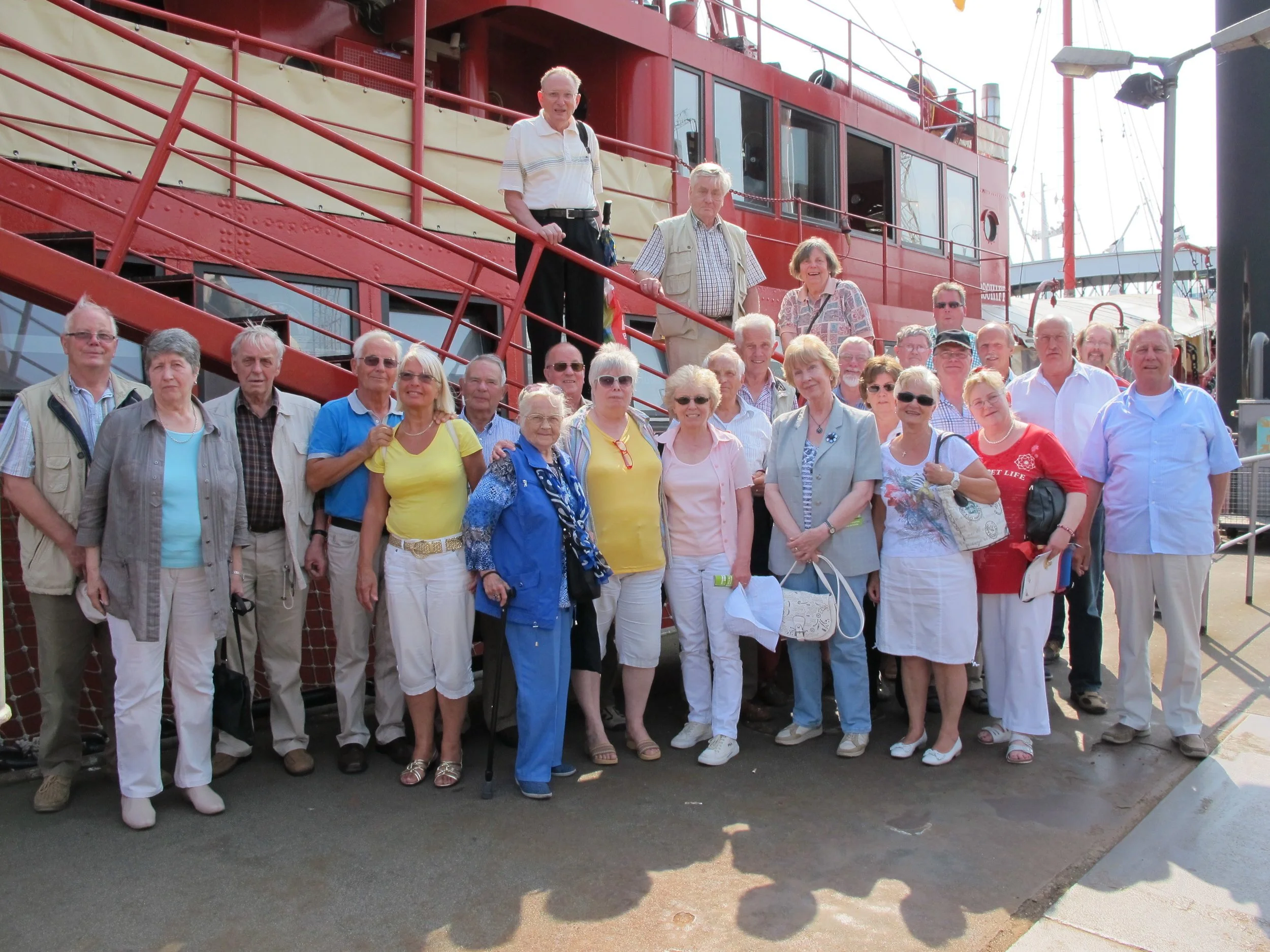 Ausflug zu den Container-Terminals im Hamburger Hafen