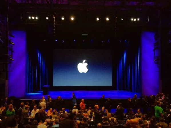 When Hosting An Event, Do It Like Apple
