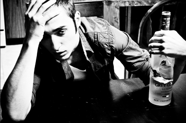 Alcoholism Replaces Drug Addiction as the Most Recent Public Health Crisis