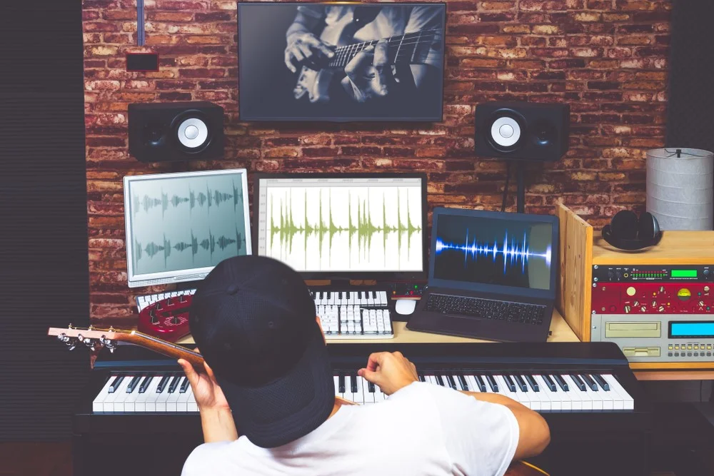Key Benefits of Being Able to Learn Piano Online from Home