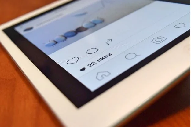 Here's How You Become Insta Famous