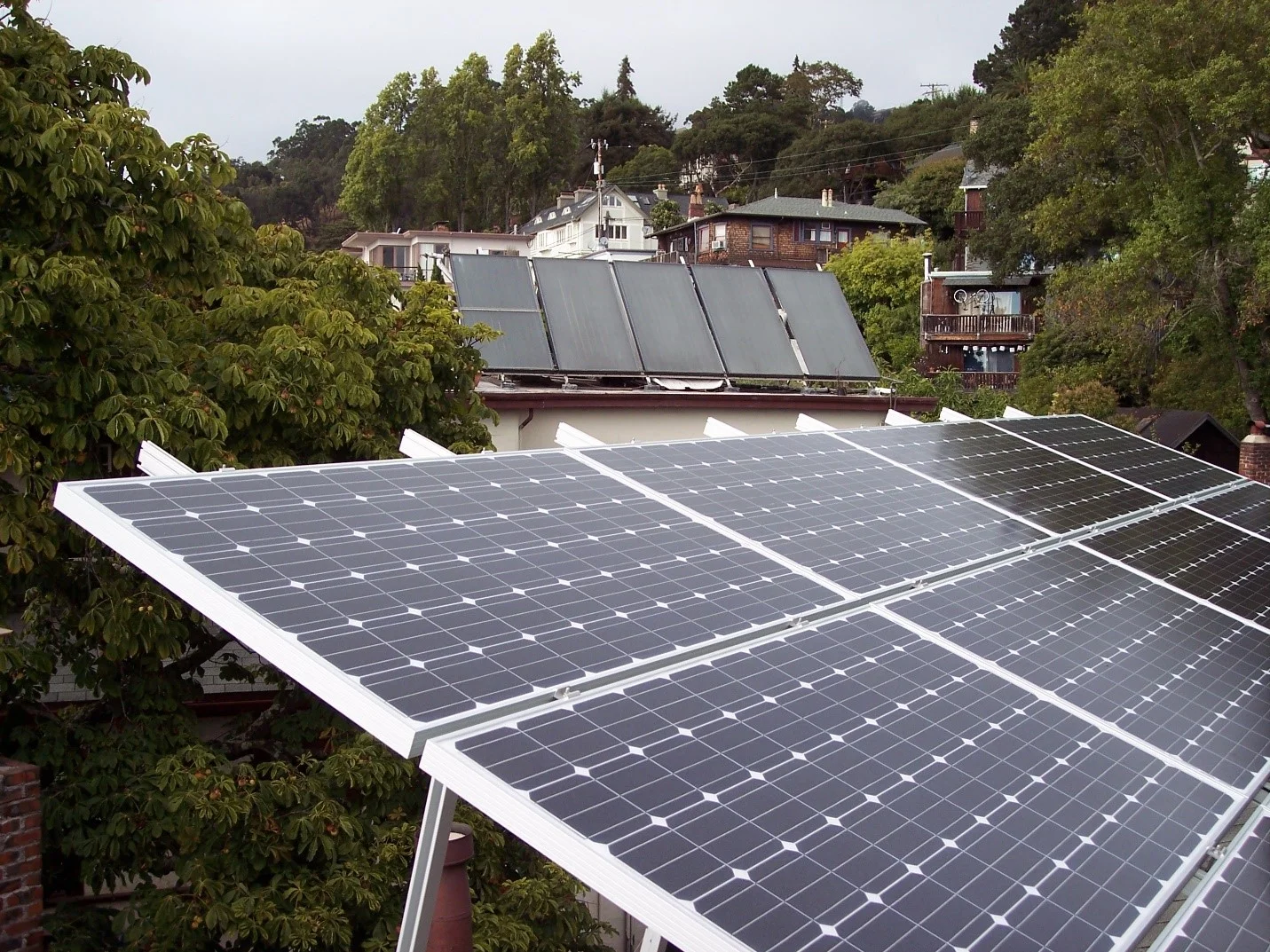 5 Reasons You Should Choose to Move into a Solar-Friendly House