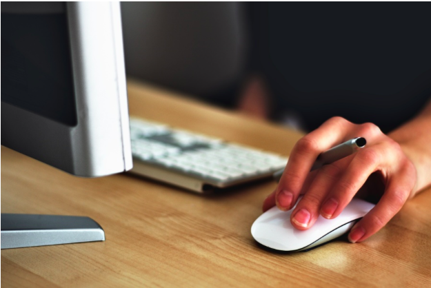 The “Click Clique”: Managing Your Tech Team Without Segregating Them