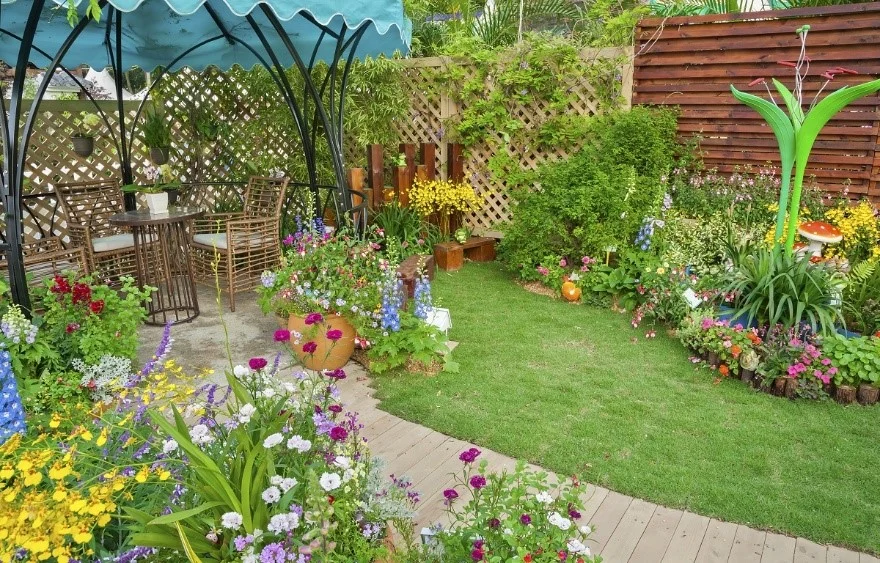 Boosting Sales and Productivity Through Greenery