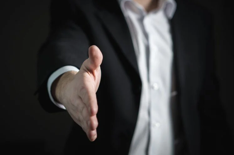 4 Tips for Protecting Yourself in a Business Partnership