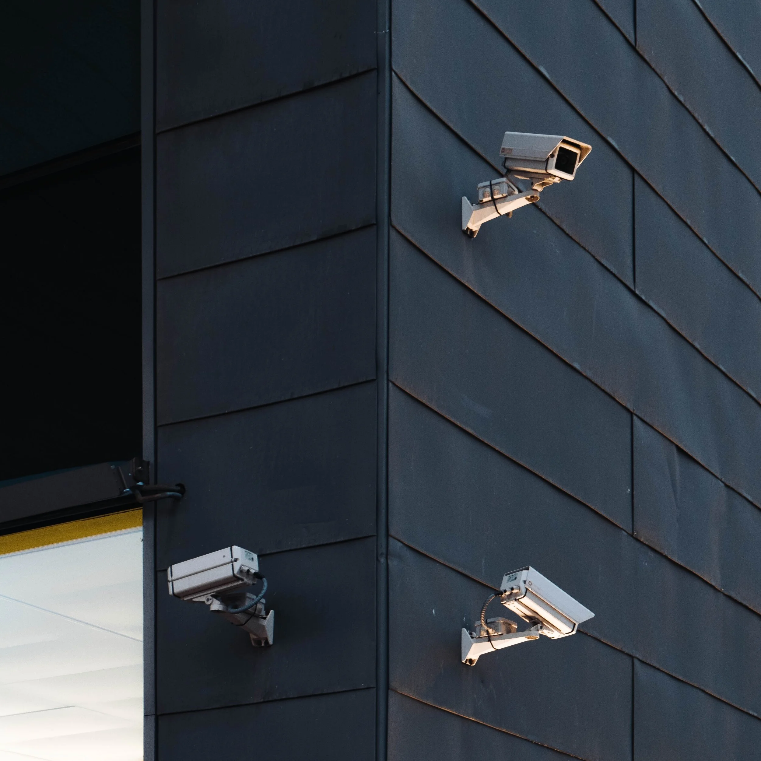 Stuck in the circle of business security concerns? Here’s how to break it!&nbsp;