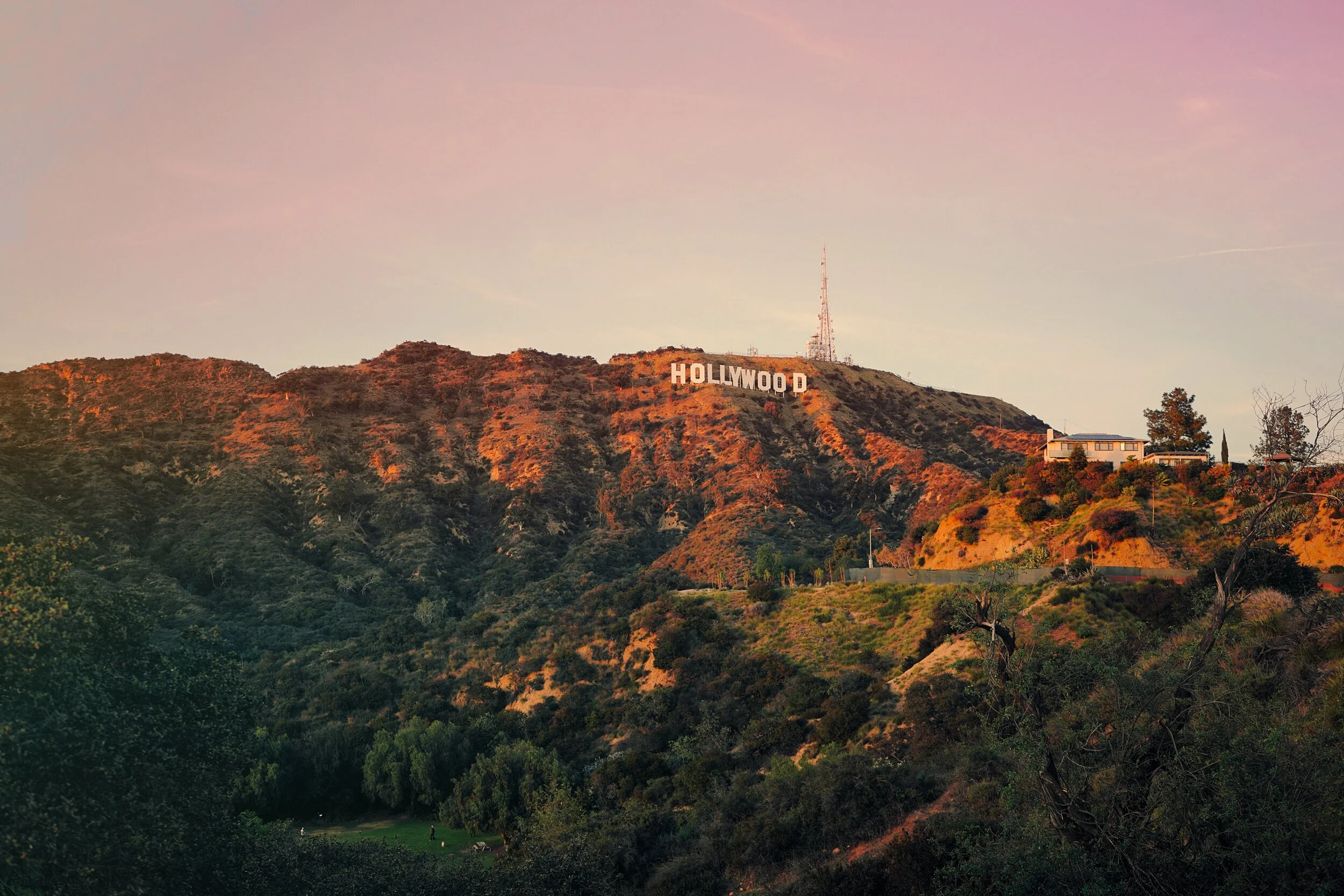 Here’s why renting a home in North Hollywood the best idea EVER!