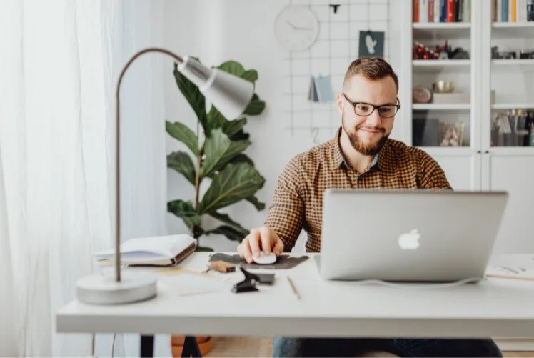 Post-Pandemic Career Change: Is Launching a Business the Right Choice for You?