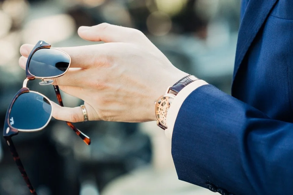 7 Practical Tips for Creating a Signature Personal Style