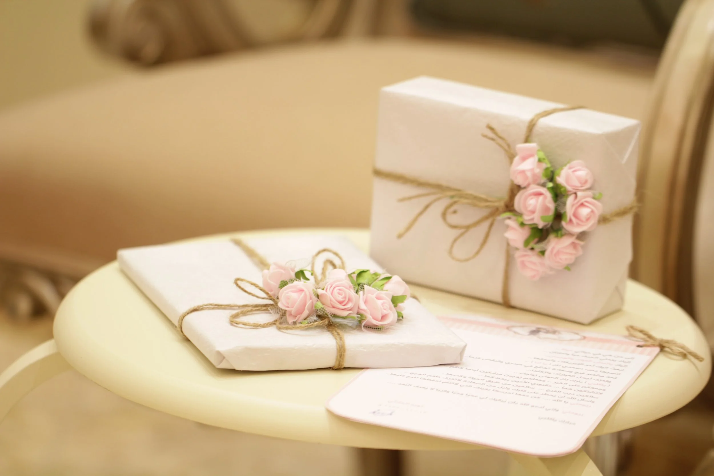 3 Symbolisms That Serve Well as Gifts for the Bride and Groom