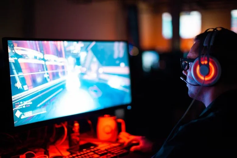 Low Health Bar: 4 Ways to Get Over Gaming Fatigue
