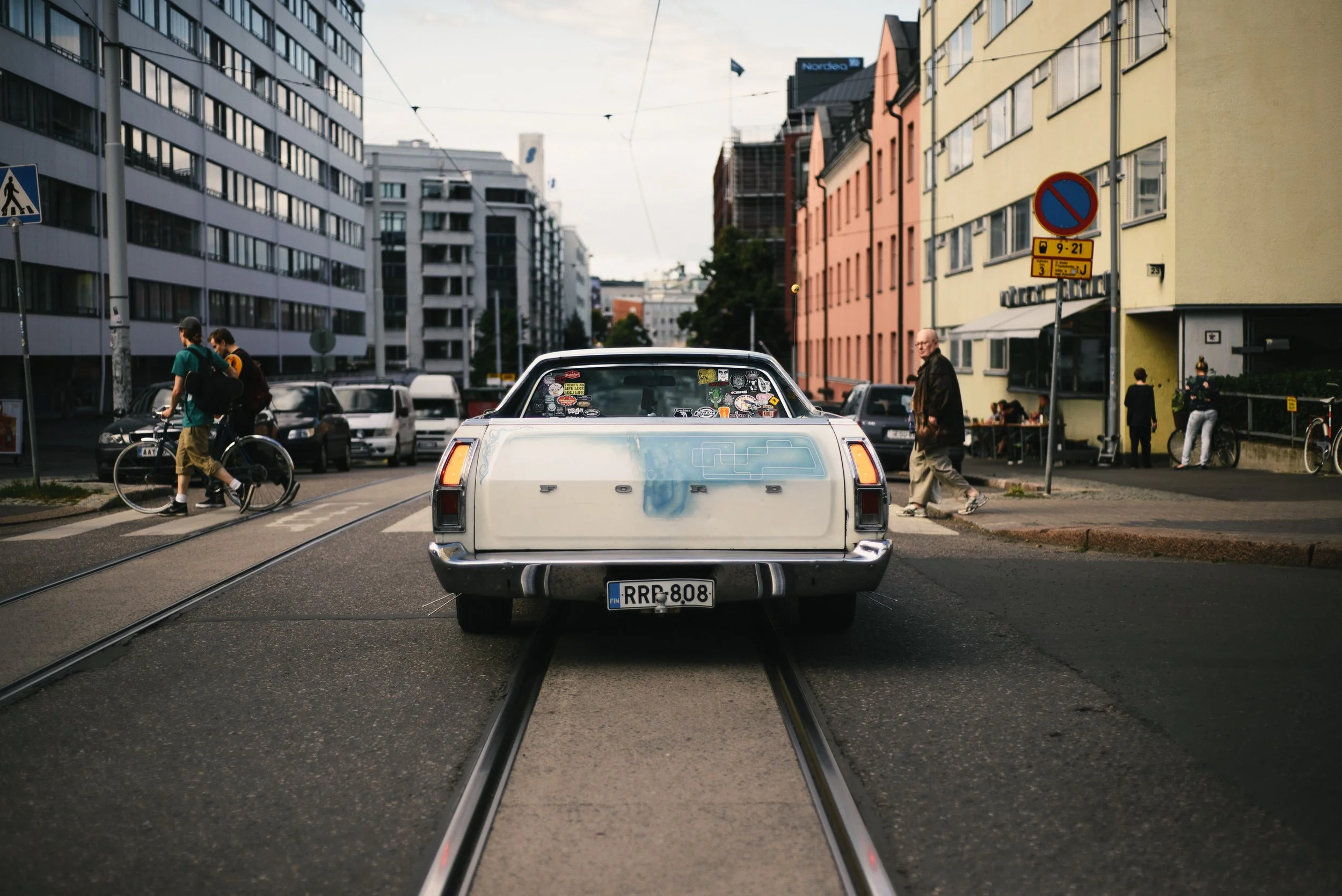 How Are Road Plate Lifted and Secured?&nbsp;