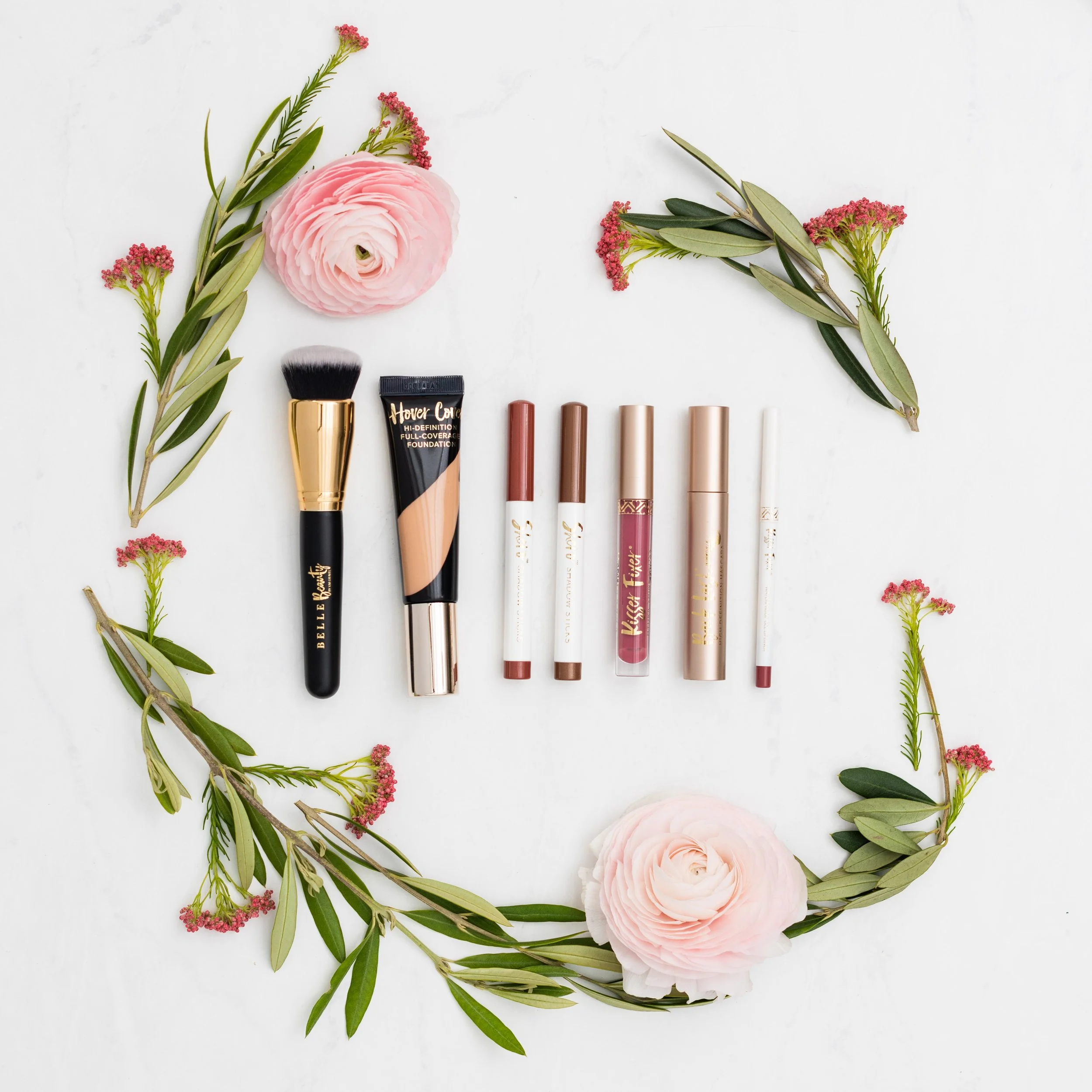 Going Green: How to Make the Switch to Sustainable Wholesale Packaging for Your Cosmetic Business