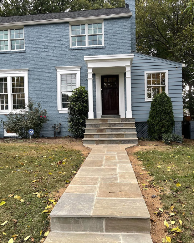 Keys to Your Dream Home: A Step-by-Step Guide to Buying Your First House