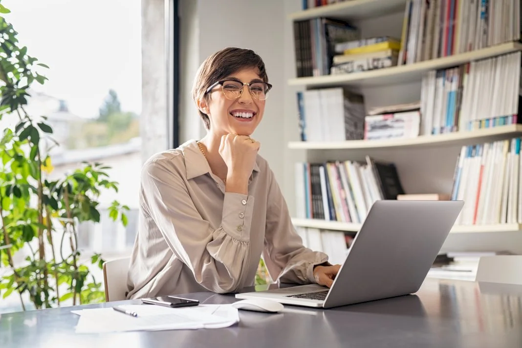 How to Build a Relaxing and Conducive Work Space at Home