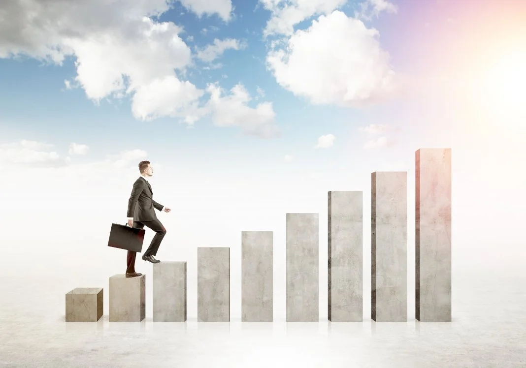 Earning After College: Best Tips When Building Your Career
