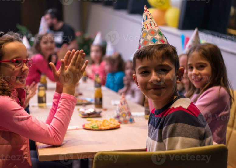 How Professional Entertainers Turn Good Kids' Parties Into Unforgettable Ones