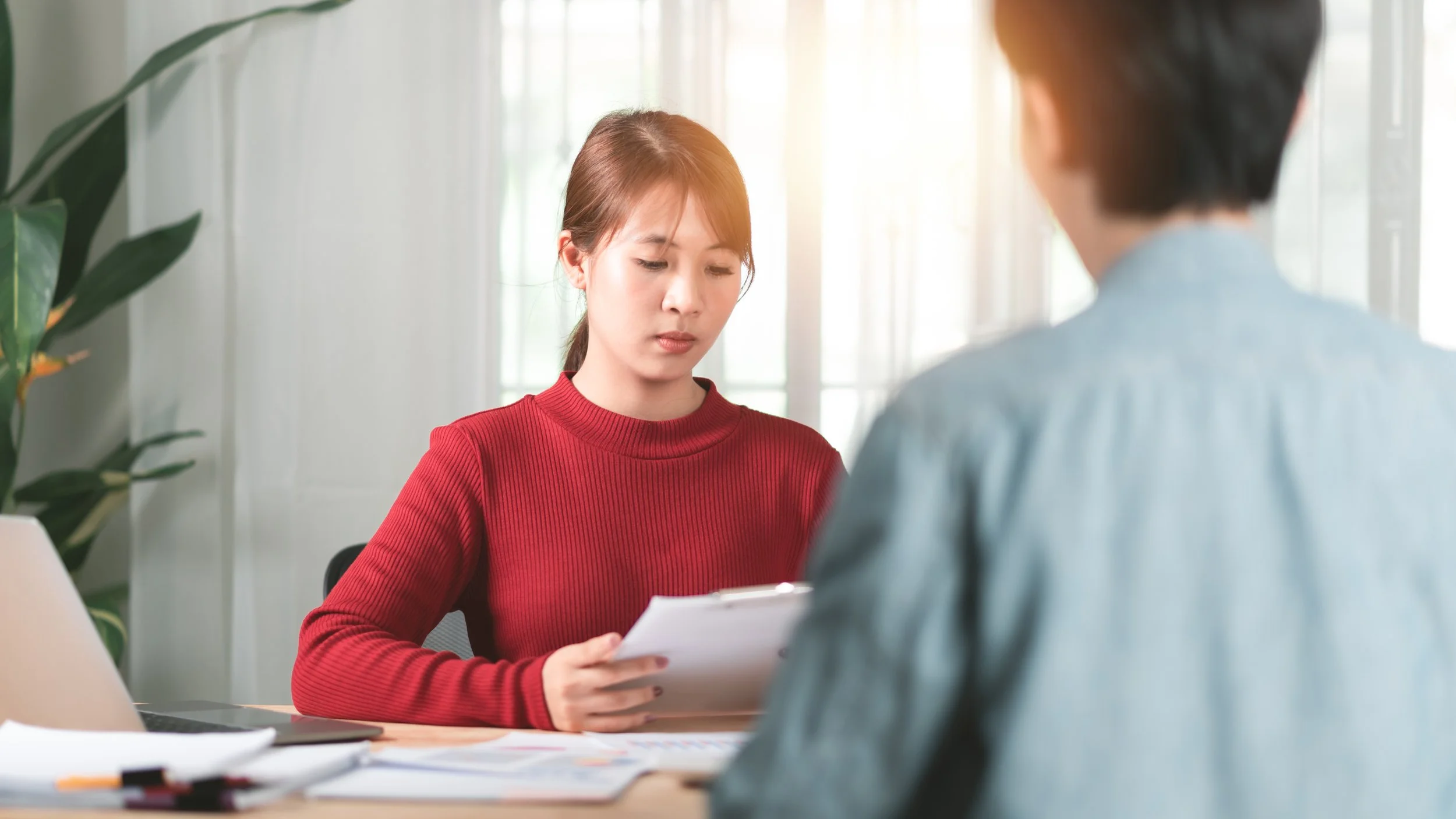 How to Conduct Effective Family Interviews to Uncover Forgotten Stories