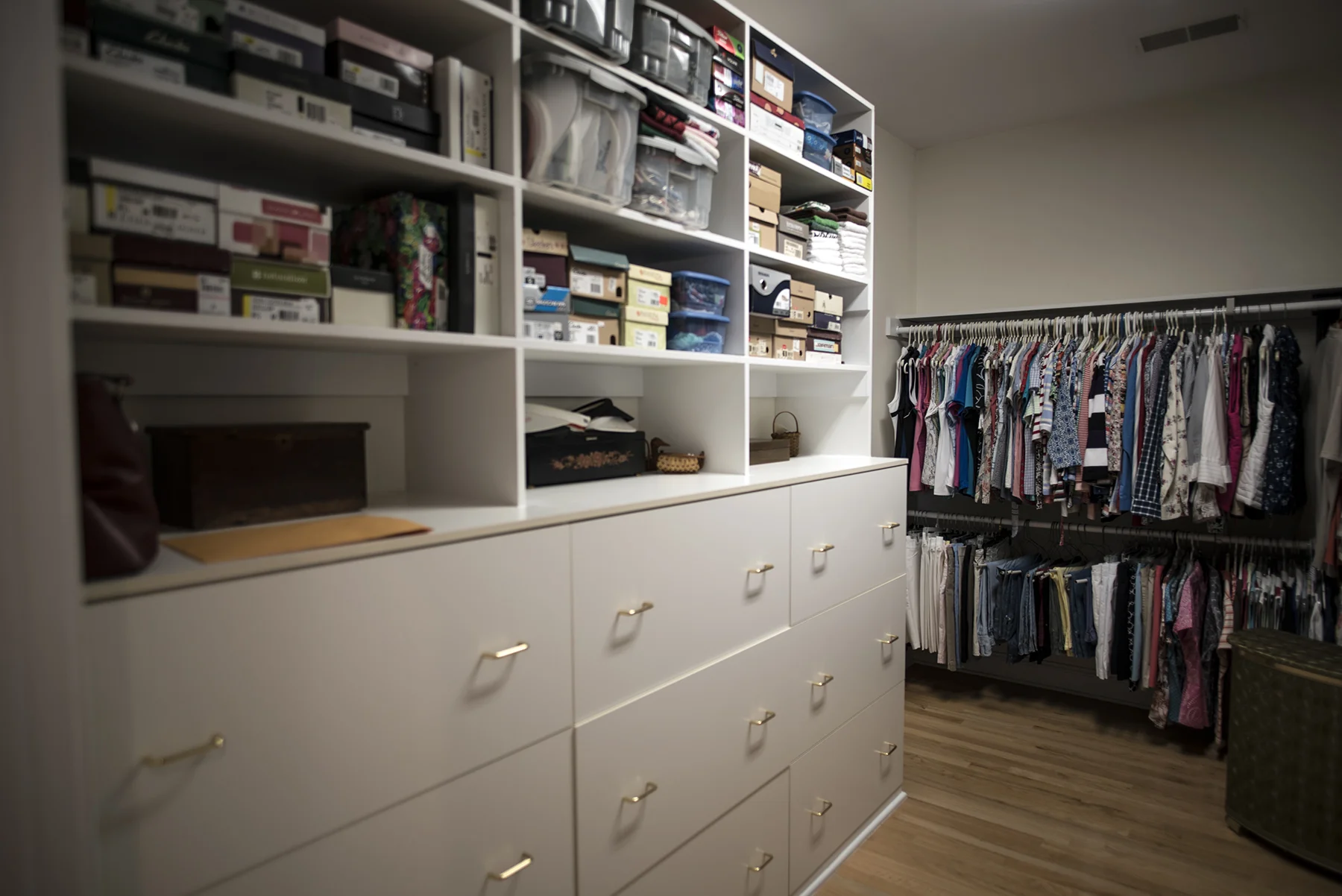Walk-in Closet.jpg