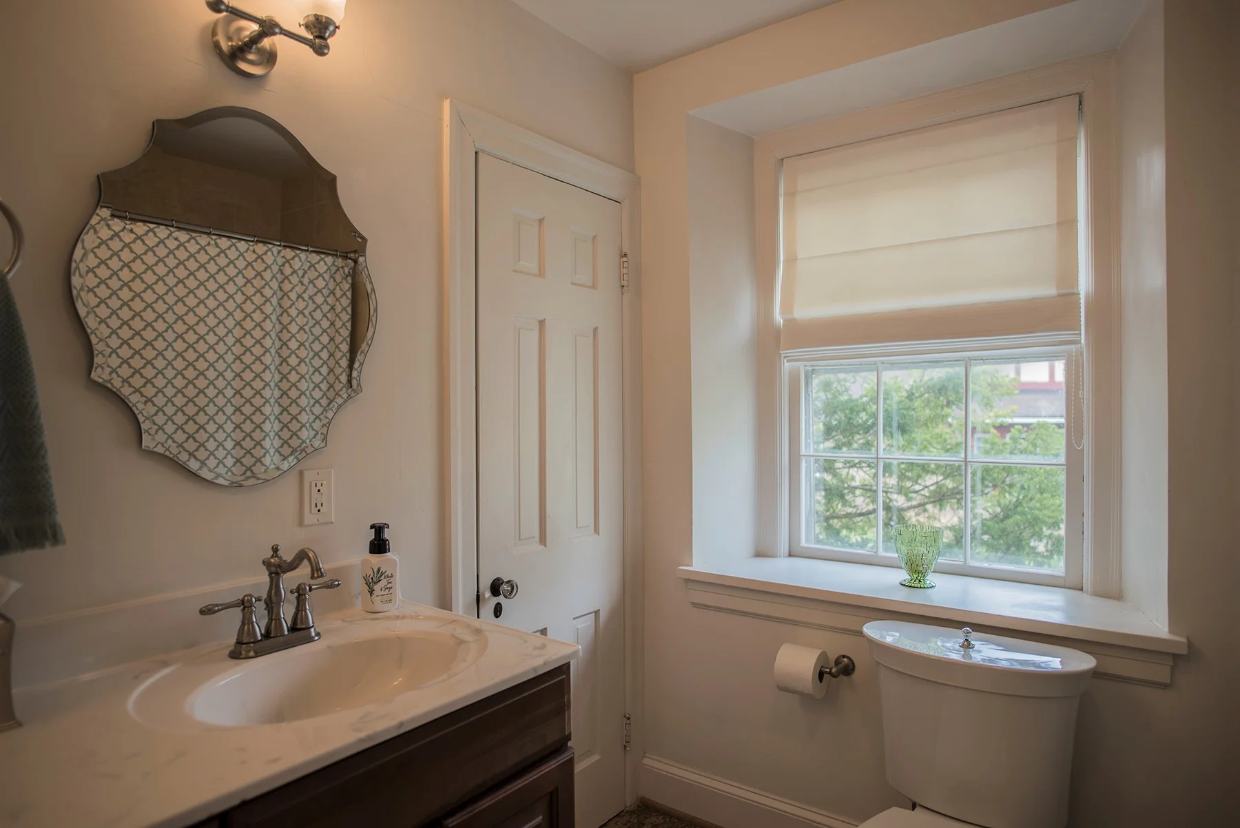 Master Bath.jpg