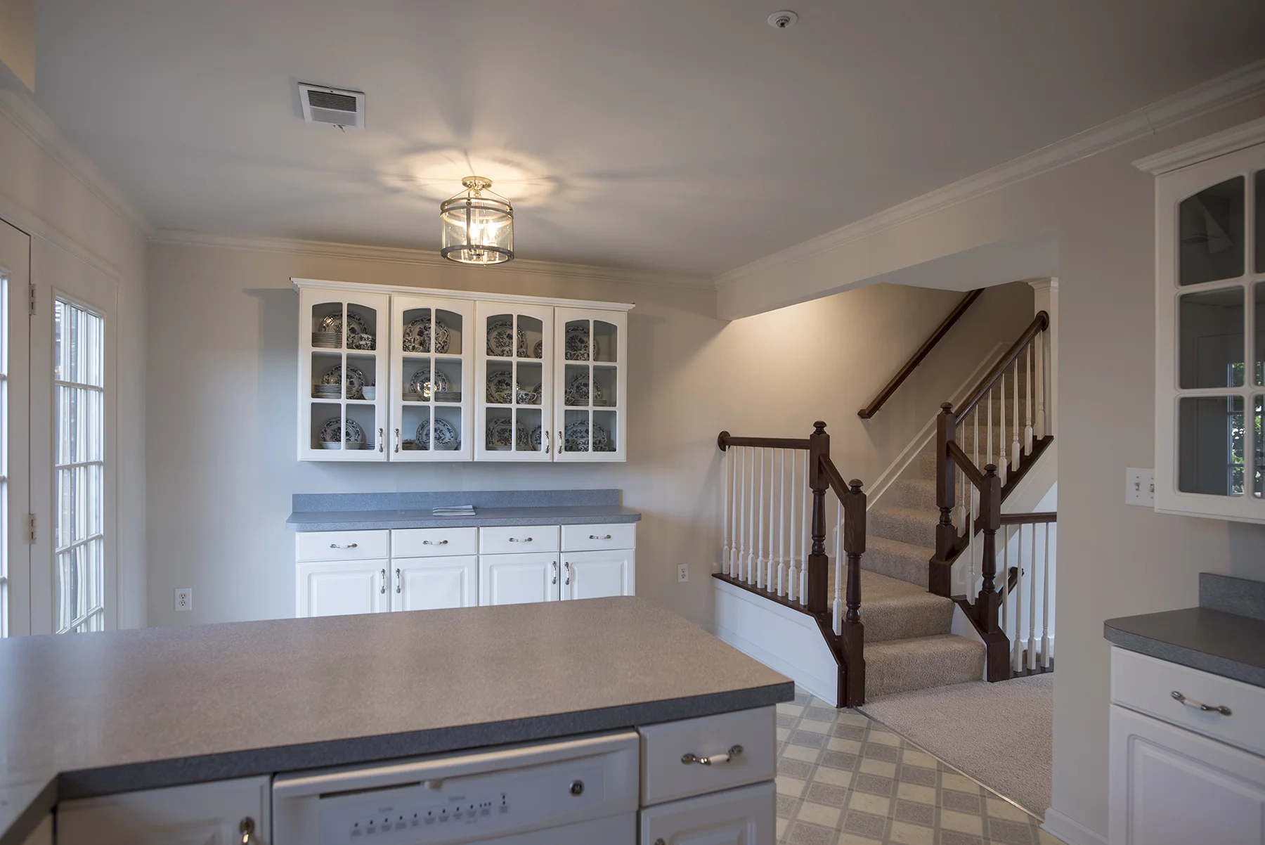 Kitchen 2.jpg
