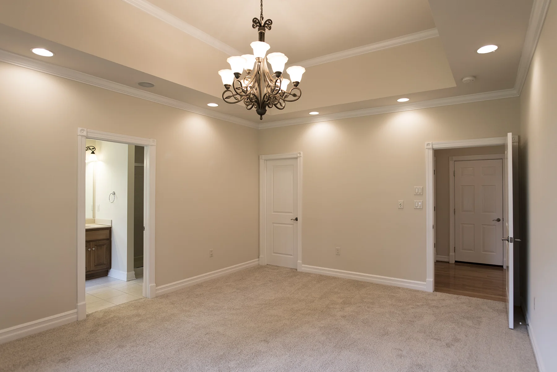 Master Bedroom.jpg