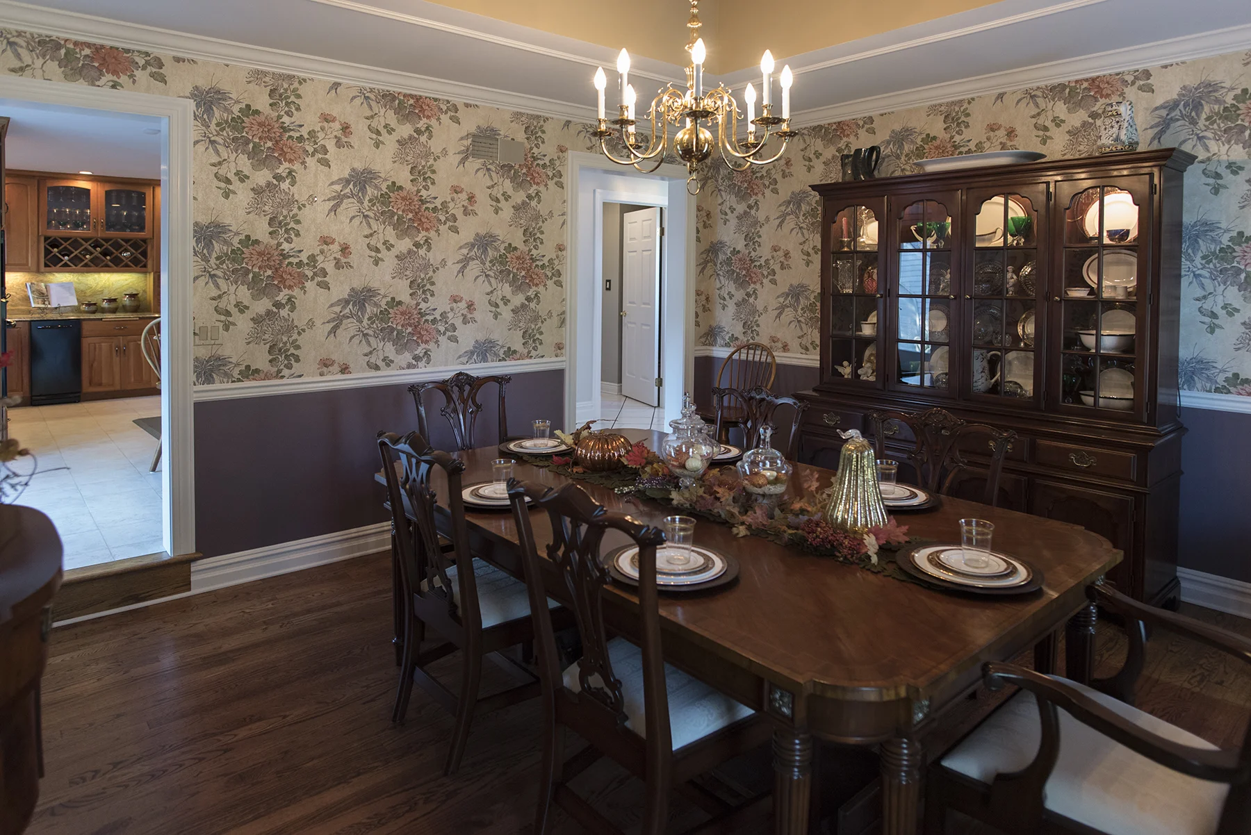 Dining Room.jpg